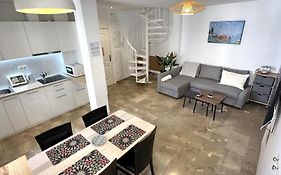 Lujoso Duplex En Plaza Nueva